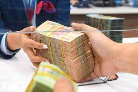 Lãi suất huy động tiền gửi Việt Nam đồng tại các Ngân hàng tăng cao